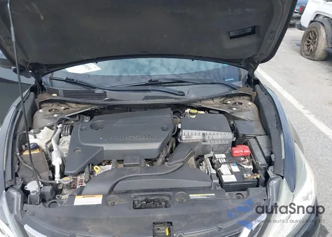 2016 Nissan Altima 2.5/S/Sv/Sl/Sr z USA, uszkodzony, nr VIN 1N4AL3AP5GC134610